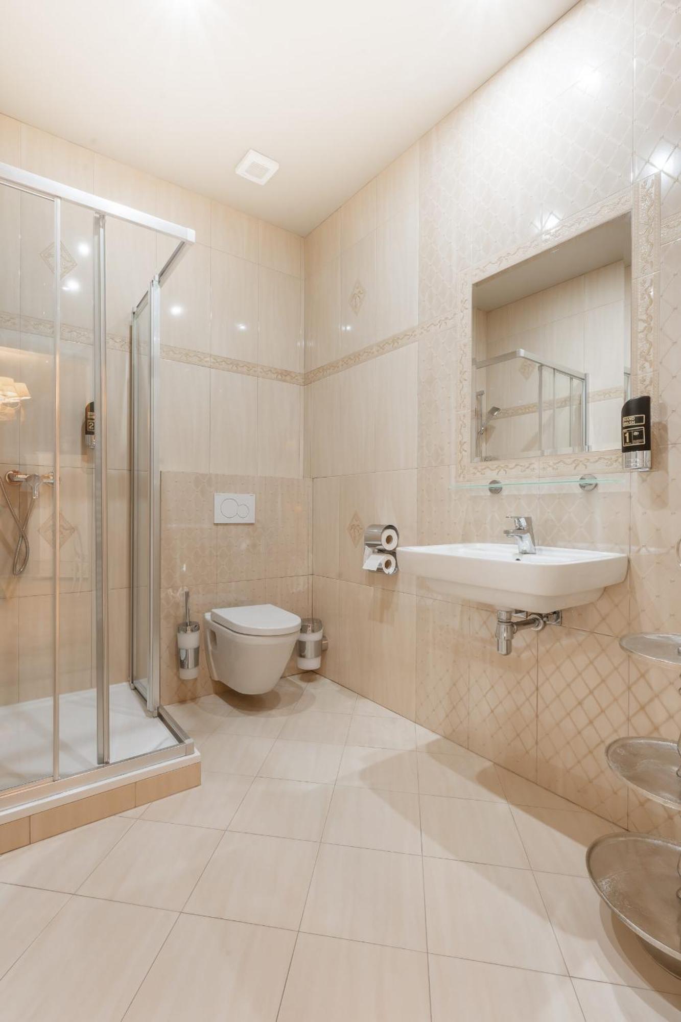 Hotel Plumlov Mostkovice Екстер'єр фото