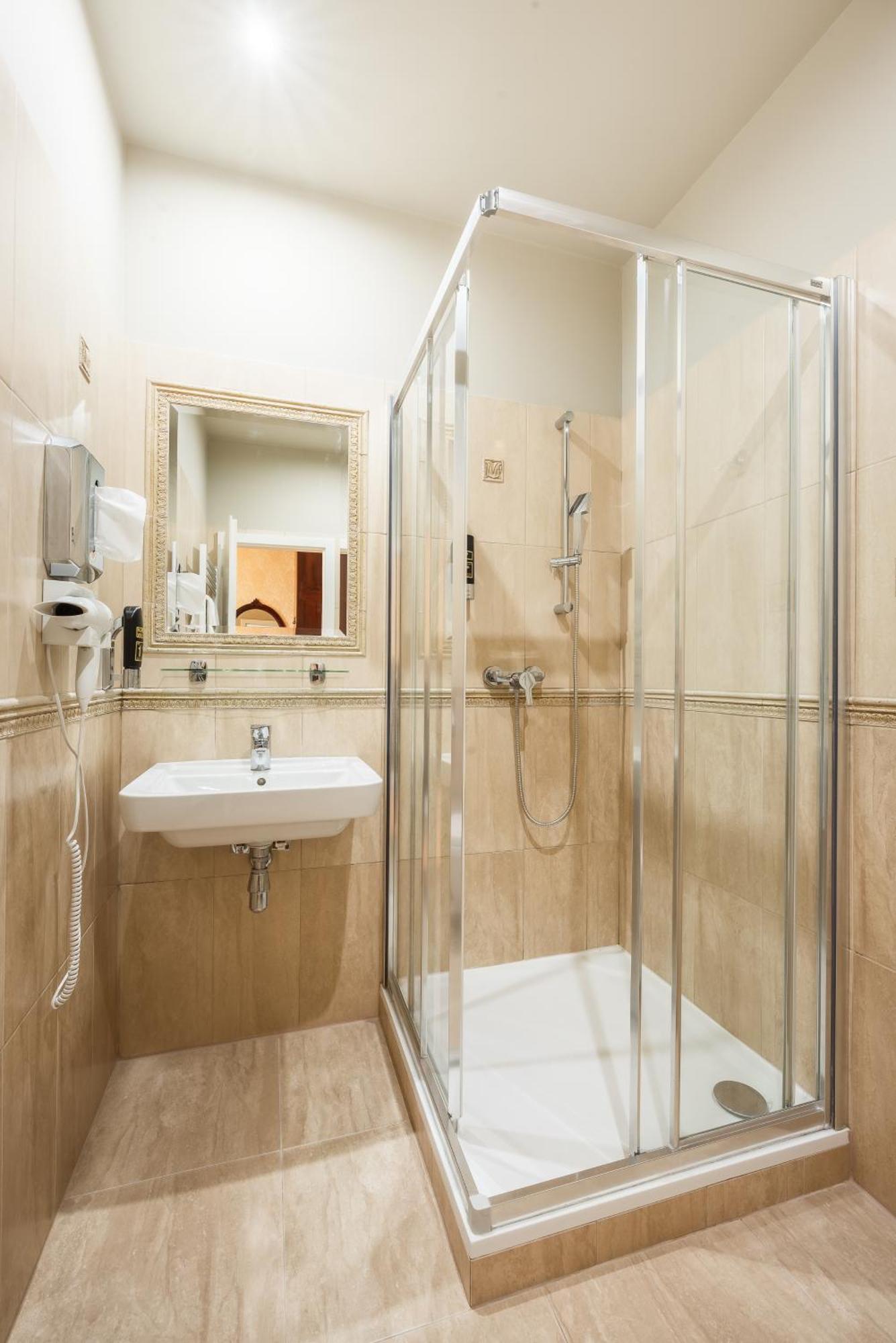 Hotel Plumlov Mostkovice Екстер'єр фото