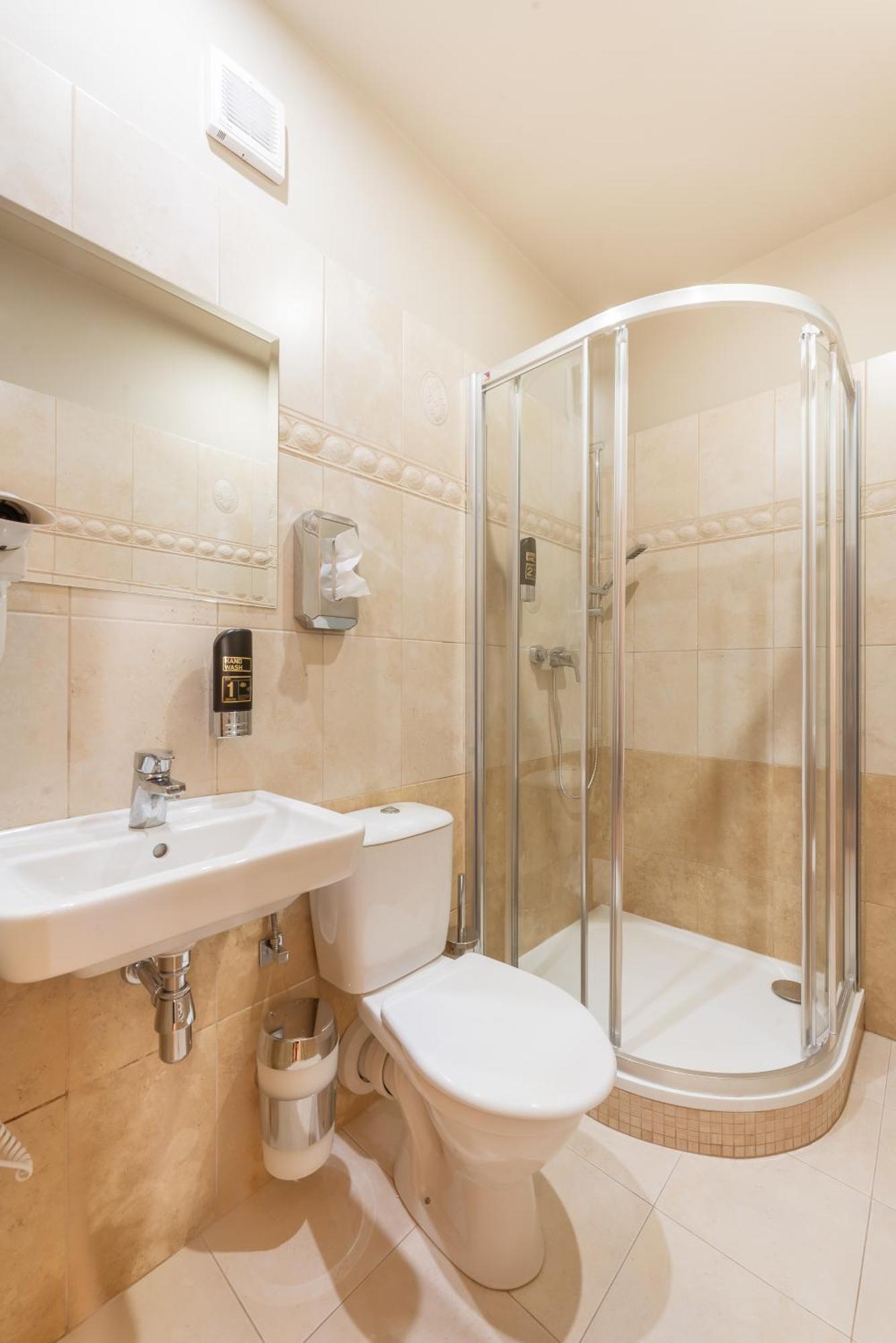 Hotel Plumlov Mostkovice Екстер'єр фото