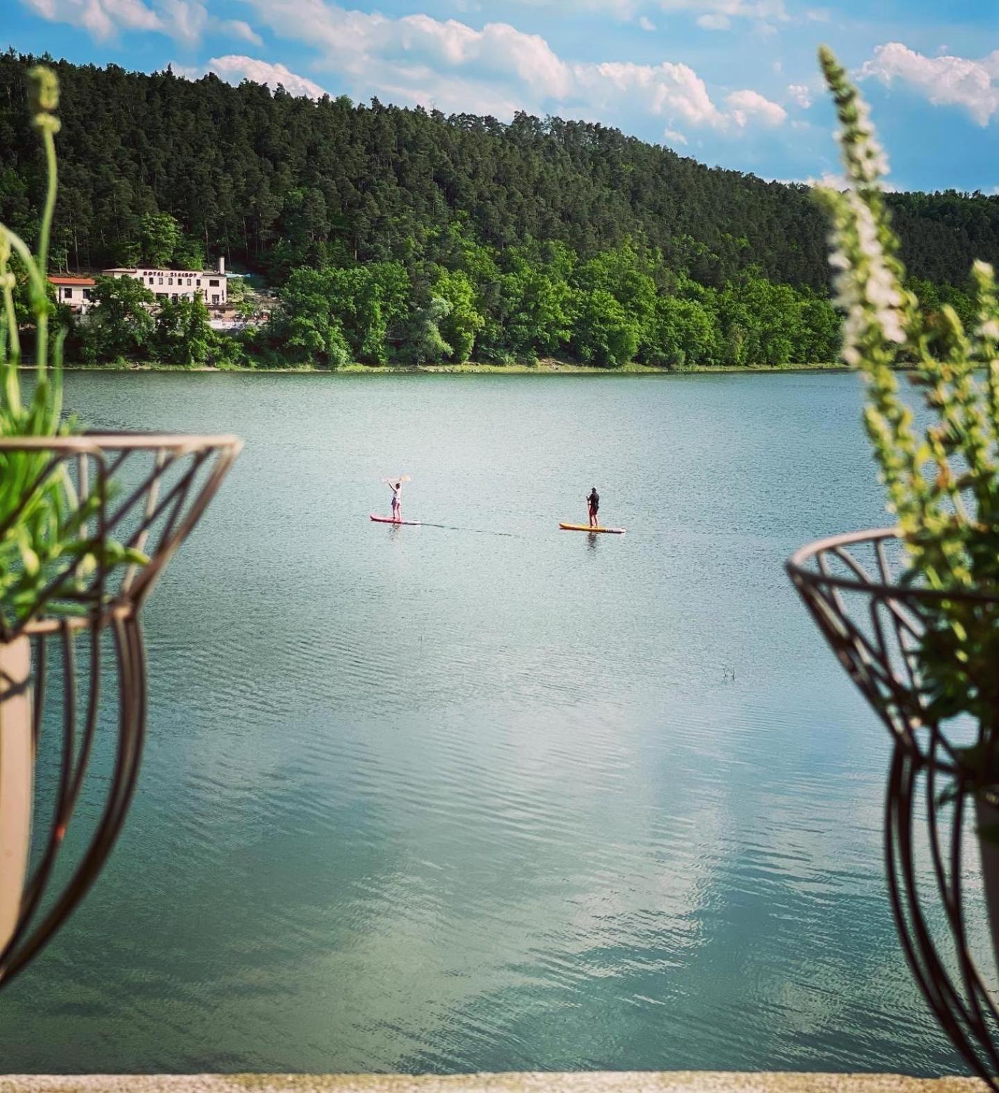 Hotel Plumlov Mostkovice Екстер'єр фото